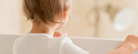 Otita la copii: simptome, tratament și cum să calmezi durerea de ureche rapid