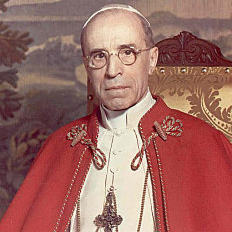 Lăptișorul de matcă și miraculoasa revenire a Papei Pius al XII-lea