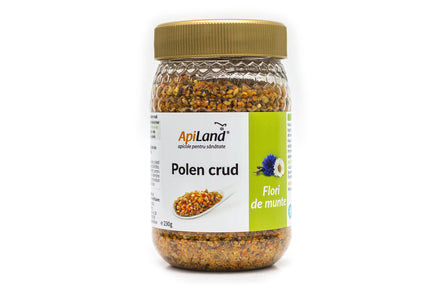 Polen crud de flori de munte